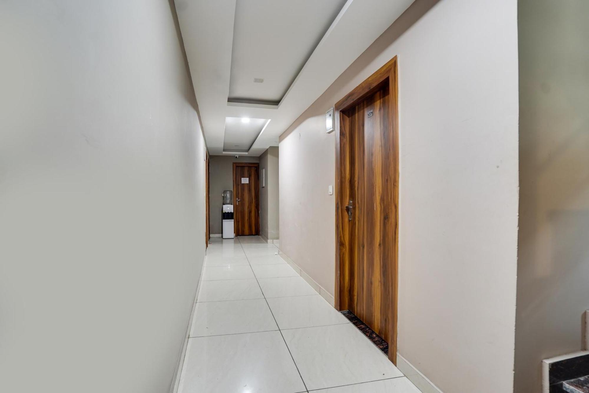 Super Townhouse Tapovan 外观 照片