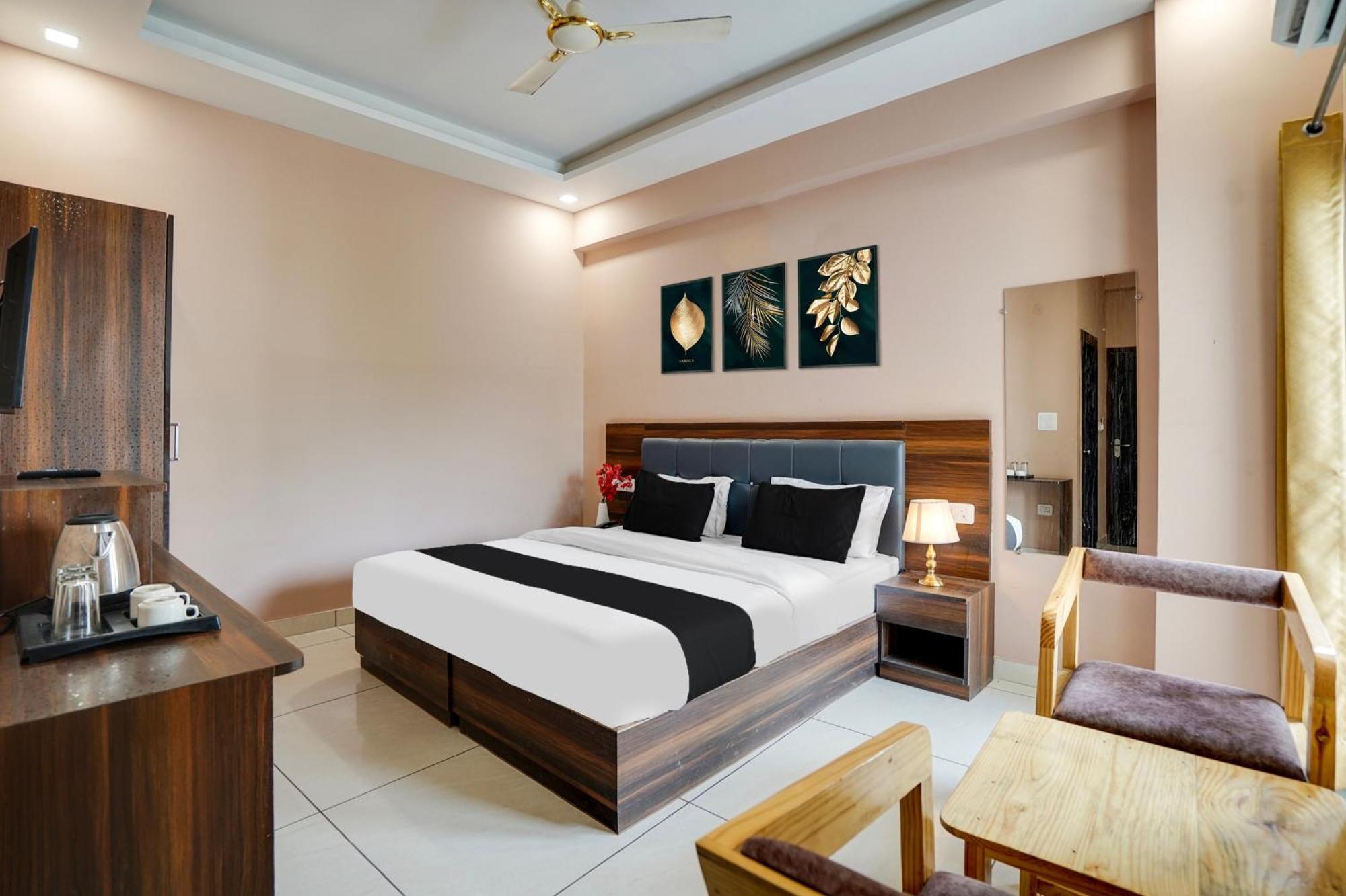 Super Townhouse Tapovan 外观 照片